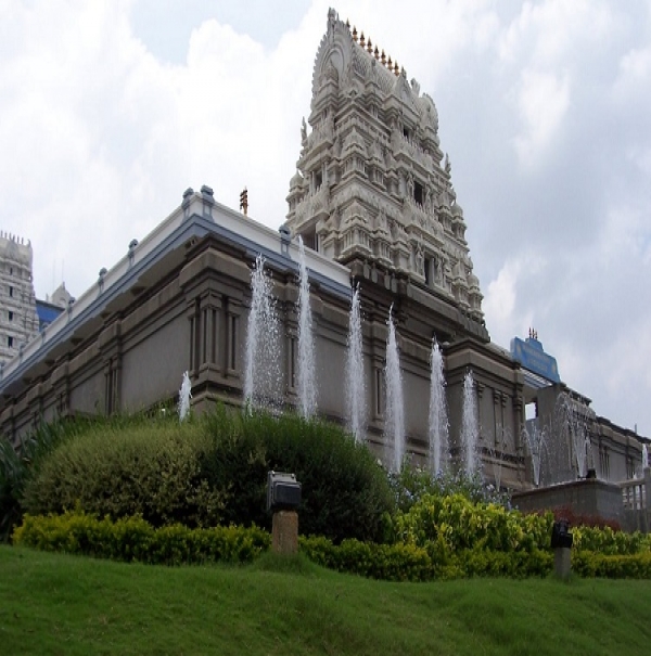 ISKCON Sri Radha Krishna-Chandra Temple